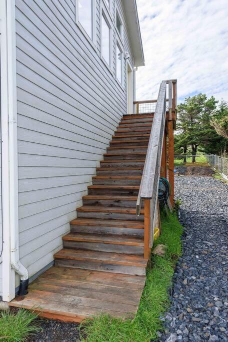 #Stayinmydistrict Oceanview Studio Loft Port Orford Esterno foto
